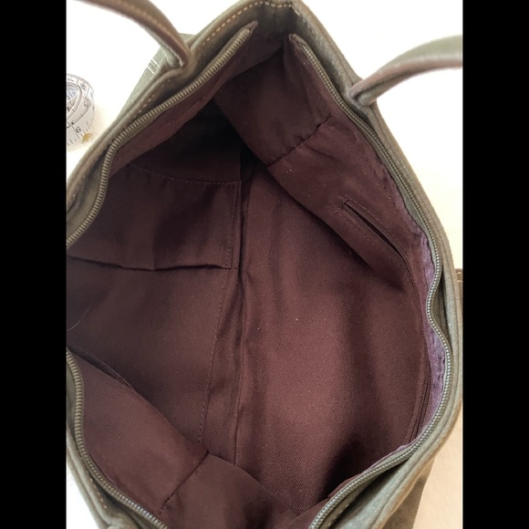 Cute Sage Green Mid Size Faux Suede Purse. - Picture 5 of 7